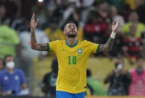 The 2014 FIFA World Cup: A Tournament Marred by Controversy and Redemption for Neymar Jr.